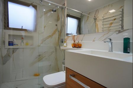 Apartamento à venda com 122m², 3 quartos e 2 vagasBanheiro da Suíte