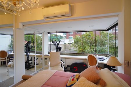 Apartamento à venda com 122m², 3 quartos e 2 vagasSuíte