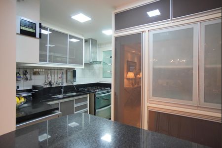 Apartamento à venda com 122m², 3 quartos e 2 vagasCozinha