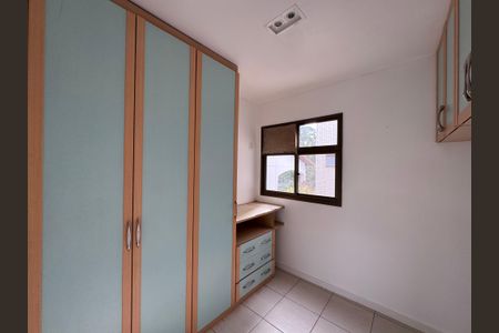 Apartamento à venda com 82m², 3 quartos e 2 vagasQuarto 2