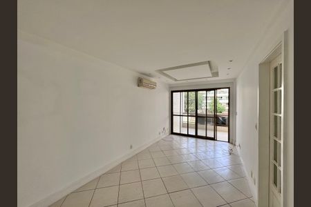 Apartamento à venda com 82m², 3 quartos e 2 vagasSala