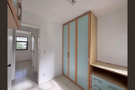 Apartamento à venda com 82m², 3 quartos e 2 vagasQuarto 2