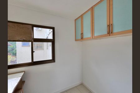 Apartamento à venda com 82m², 3 quartos e 2 vagasQuarto 2