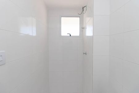 Apartamento à venda com 43m², 2 quartos e 1 vaga Apartamento à venda com 43m², 2 quartos e 1 vagaBanheiro