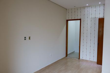 Casa à venda com 180m², 3 quartos e 1 vaga Casa à venda com 180m², 3 quartos e 1 vagaSuíte