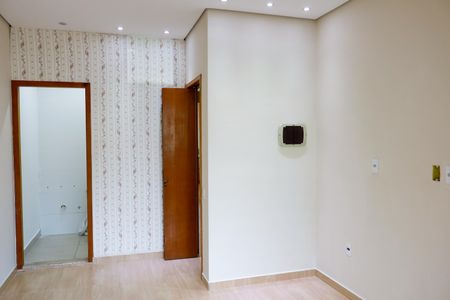 Casa à venda com 180m², 3 quartos e 1 vaga Casa à venda com 180m², 3 quartos e 1 vagaSuíte