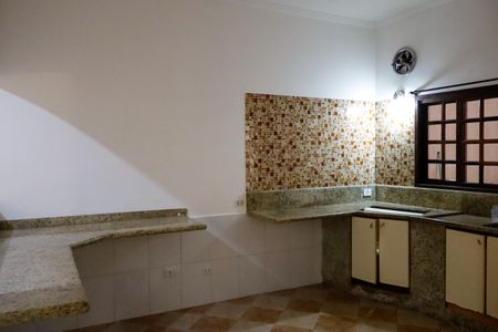 Casa à venda com 180m², 3 quartos e 1 vaga Casa à venda com 180m², 3 quartos e 1 vagaCozinha