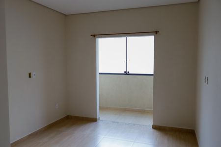 Casa à venda com 180m², 3 quartos e 1 vaga Casa à venda com 180m², 3 quartos e 1 vagaSuíte