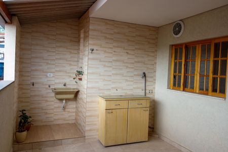 Casa à venda com 180m², 3 quartos e 1 vaga Casa à venda com 180m², 3 quartos e 1 vagaLavanderia