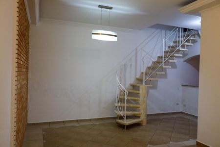 Casa à venda com 180m², 3 quartos e 1 vaga Casa à venda com 180m², 3 quartos e 1 vagaSala 2