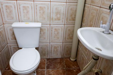 Casa à venda com 180m², 3 quartos e 1 vaga Casa à venda com 180m², 3 quartos e 1 vagaLavabo da Sala