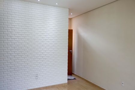 Casa à venda com 180m², 3 quartos e 1 vaga Casa à venda com 180m², 3 quartos e 1 vagaSala