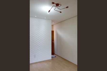 Casa à venda com 180m², 3 quartos e 1 vaga Casa à venda com 180m², 3 quartos e 1 vagaSala