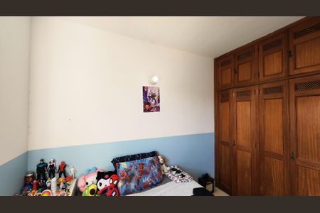 Casa à venda com 300m², 4 quartos e 3 vagasQuarto 1