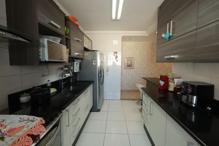 Apartamento à venda com 98m², 4 quartos e 2 vagasCozinha