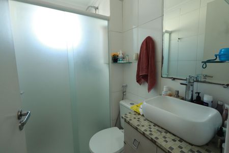 Apartamento à venda com 98m², 4 quartos e 2 vagasBanheiro da Suíte