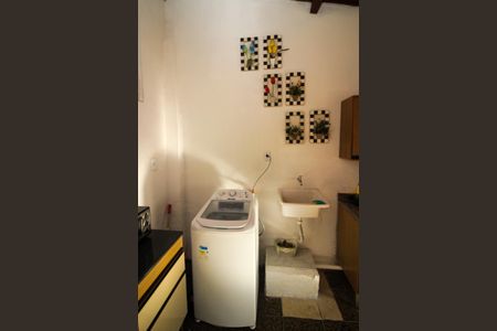 Casa à venda com 120m², 3 quartos e 1 vaga Casa à venda com 120m², 3 quartos e 1 vagaÁrea de Serviço