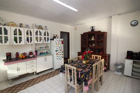 Casa à venda com 120m², 3 quartos e 1 vaga Casa à venda com 120m², 3 quartos e 1 vagaCozinha