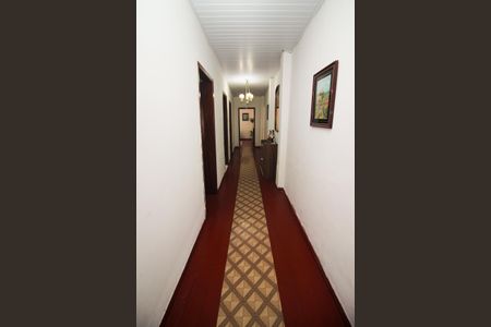 Casa à venda com 120m², 3 quartos e 1 vaga Casa à venda com 120m², 3 quartos e 1 vagaCorredor