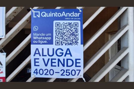 Casa para alugar com 250m², 3 quartos e 3 vagas Casa para alugar com 250m², 3 quartos e 3 vagasPlaca