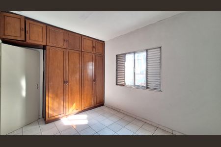 Casa para alugar com 250m², 3 quartos e 3 vagas Casa para alugar com 250m², 3 quartos e 3 vagasQuarto