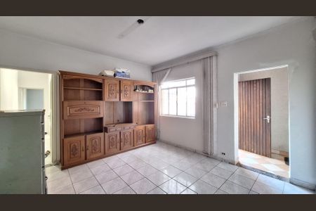 Casa para alugar com 250m², 3 quartos e 3 vagas Casa para alugar com 250m², 3 quartos e 3 vagasSala