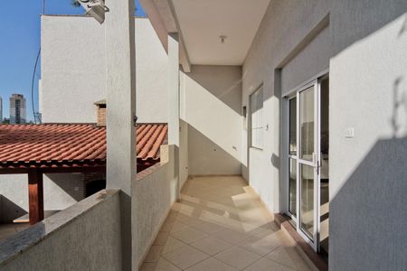 Casa à venda com 290m², 4 quartos e 3 vagas Casa à venda com 290m², 4 quartos e 3 vagasÁrea externa