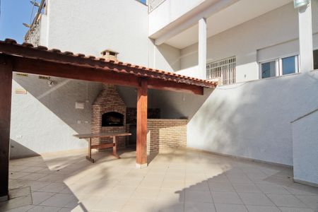 Casa à venda com 290m², 4 quartos e 3 vagas Casa à venda com 290m², 4 quartos e 3 vagasÁrea externa