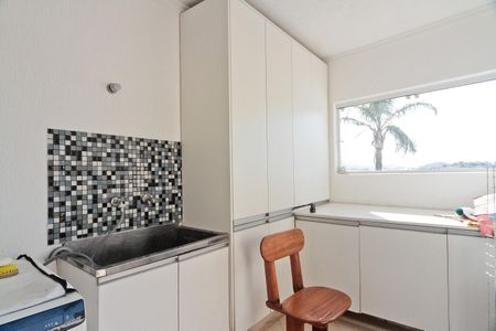 Casa à venda com 290m², 4 quartos e 3 vagas Casa à venda com 290m², 4 quartos e 3 vagasÁrea de Serviço