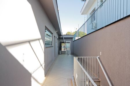 Casa à venda com 290m², 4 quartos e 3 vagas Casa à venda com 290m², 4 quartos e 3 vagasÁrea externa