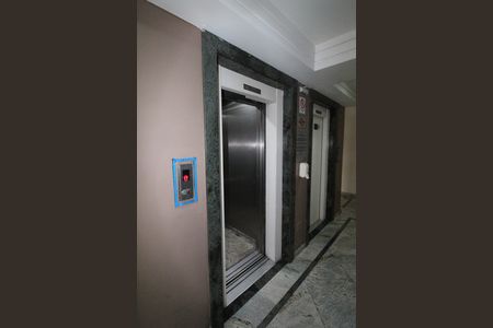 Apartamento para alugar com 84m², 3 quartos e 2 vagasElevador