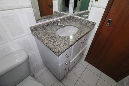 Apartamento para alugar com 84m², 3 quartos e 2 vagasBanheiro Social