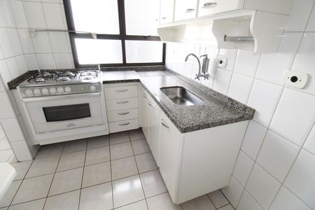 Apartamento para alugar com 84m², 3 quartos e 2 vagasCozinha
