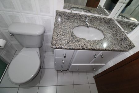Apartamento para alugar com 84m², 3 quartos e 2 vagasBanheiro Social
