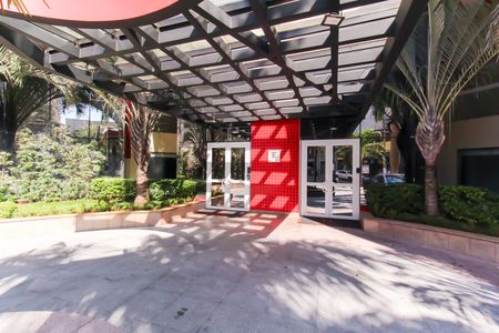 Apartamento à venda com 40m², 1 quarto e 1 vaga Apartamento à venda com 40m², 1 quarto e 1 vagaFachada