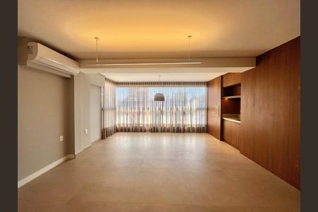 Apartamento à venda com 111m², 3 quartos e 3 vagasSala