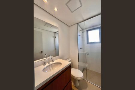 Apartamento à venda com 111m², 3 quartos e 3 vagasBanheiro da Suíte 2