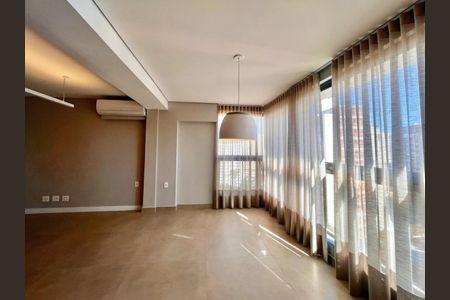 Apartamento à venda com 111m², 3 quartos e 3 vagasSala