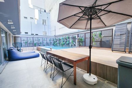 Studio à venda com 37m², 1 quarto e sem vagaÁrea comum - Piscina