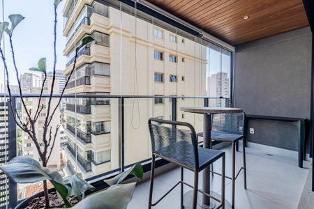 Apartamento para alugar com 111m², 3 quartos e 1 vagaVaranda