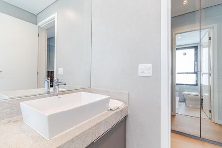 Apartamento para alugar com 111m², 3 quartos e 1 vagaBanheiro da Suíte 2