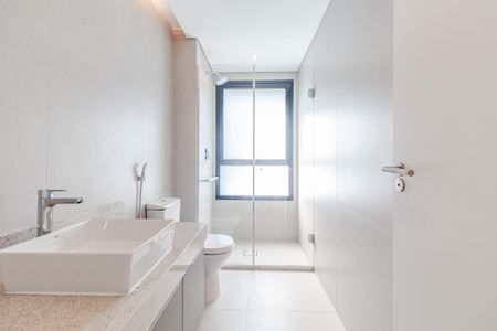 Apartamento para alugar com 80m², 2 quartos e 1 vagaBanheiro da Suíte