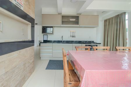 Apartamento à venda com 46m², 2 quartos e 1 vaga Apartamento à venda com 46m², 2 quartos e 1 vagaÁrea comum - Salão de festas