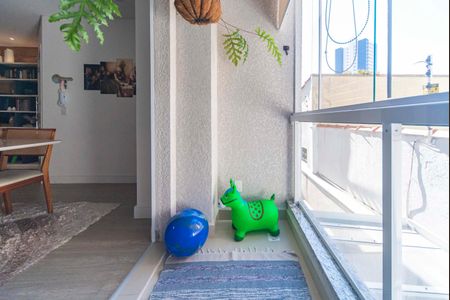 Apartamento à venda com 89m², 2 quartos e 2 vagas Apartamento à venda com 89m², 2 quartos e 2 vagasVaranda da Cozinha