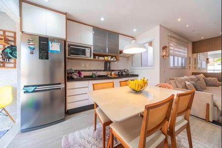 Apartamento à venda com 89m², 2 quartos e 2 vagas Apartamento à venda com 89m², 2 quartos e 2 vagasCozinha