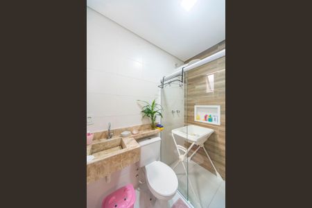 Apartamento à venda com 89m², 2 quartos e 2 vagas Apartamento à venda com 89m², 2 quartos e 2 vagasBanheiro do Quarto 2