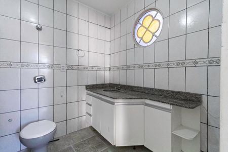 Casa à venda com 155m², 3 quartos e 3 vagasBanheiro social 2