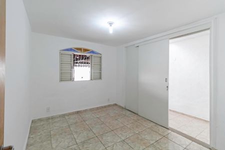 Casa à venda com 155m², 3 quartos e 3 vagasQuarto 2