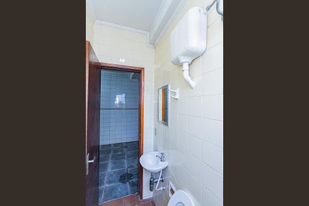 Casa à venda com 163m², 3 quartos e 4 vagasBanheiro de serviço