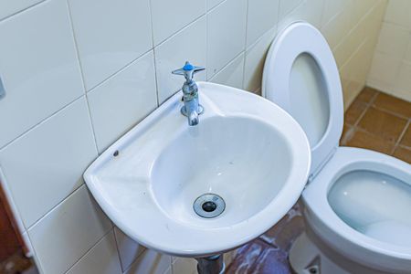 Casa à venda com 163m², 3 quartos e 4 vagasBanheiro de serviço